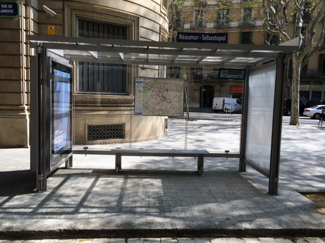 parada bus 250x424x184 (380eu.) 1u